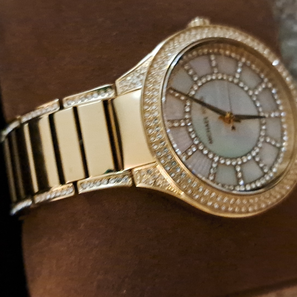 Michael Kors Watch - Picture 6 of 7